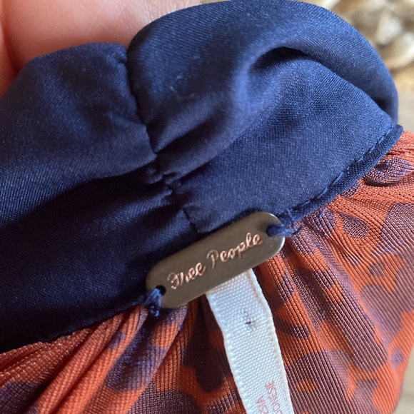 Free People top - Picture 6 of 8